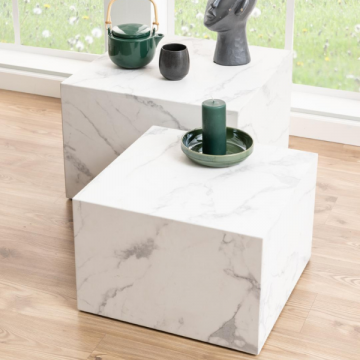 Ensemble de tables basses Dice (2 pièces, 58x58x40 cm) - marbre blanc