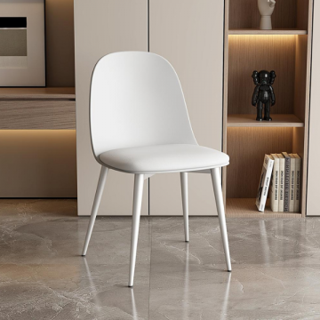 Chaise blanche 'Jasmin' en polypropylène avec coussin en PU | Pieds en métal | H81 x L51 x P44 cm